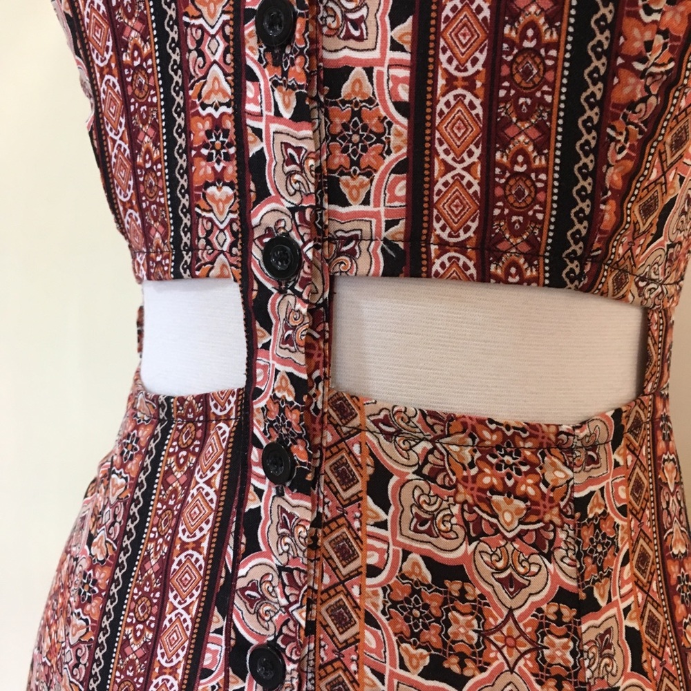 💥 CLEARANCE Boho Cut Out Midriff Floral Stripe Dress - Picture 3 of 6